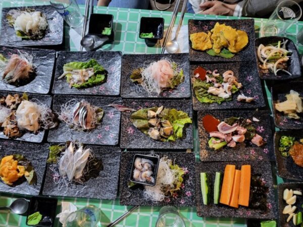 Budureosan (Dockside Fishery)(부두회수산) - Image 3