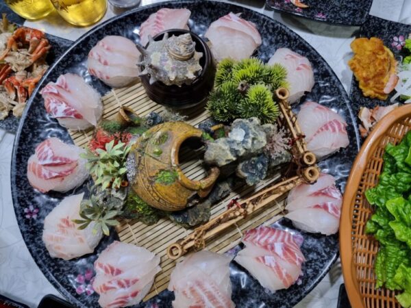 Budureosan (Dockside Fishery)(부두회수산) - Image 5