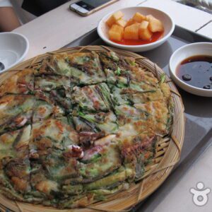 黑色母鸡(黑色收容所)(검은여닭(검은여쉼터))