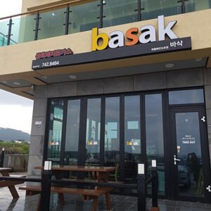 Bacsak Donkas Aewol Coastal Road Branch (Crispy Pork Cutlet Aewol Coastal Road Branch)(바삭돈가스 애월해안도로점)