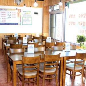 Seongsan Bomjuk Kalguksu (Seongsan Spring Porridge Knife Noodles)(성산봄죽칼국수)