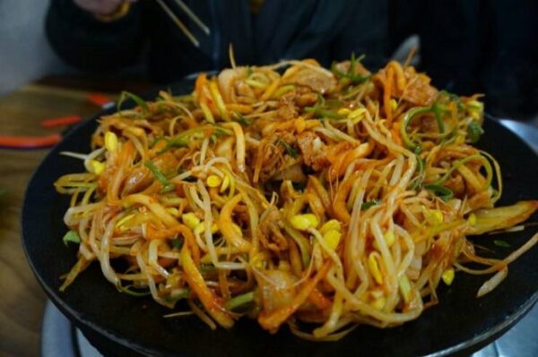Yongi Sikdang (Yongi Restaurant)(용이식당)
