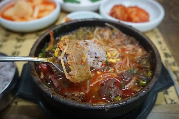 銀姬家裡的煮飯 ([Gin Ji jia li de zhu fan])(은희네 해장국)