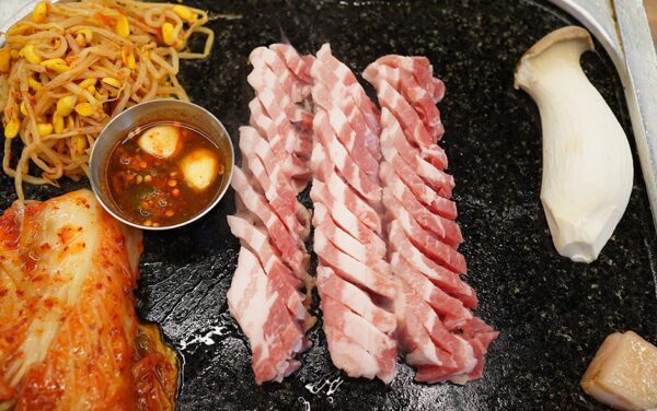 칼맞은삼겹살 제원점