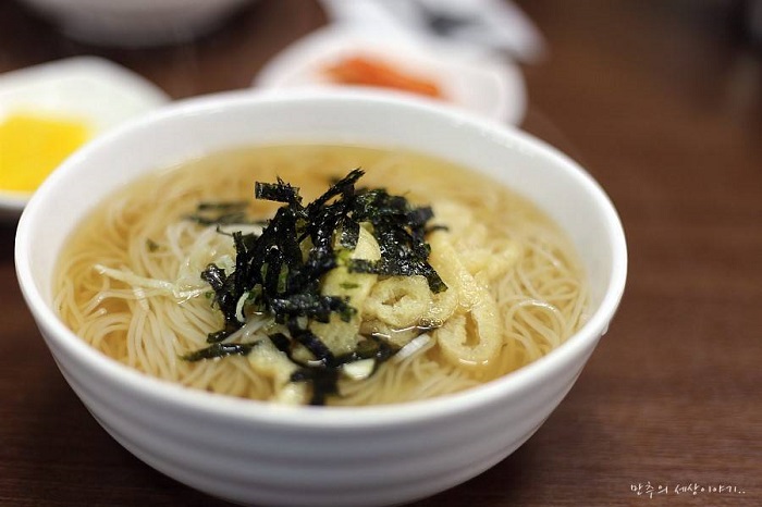 고대앞멸치국수